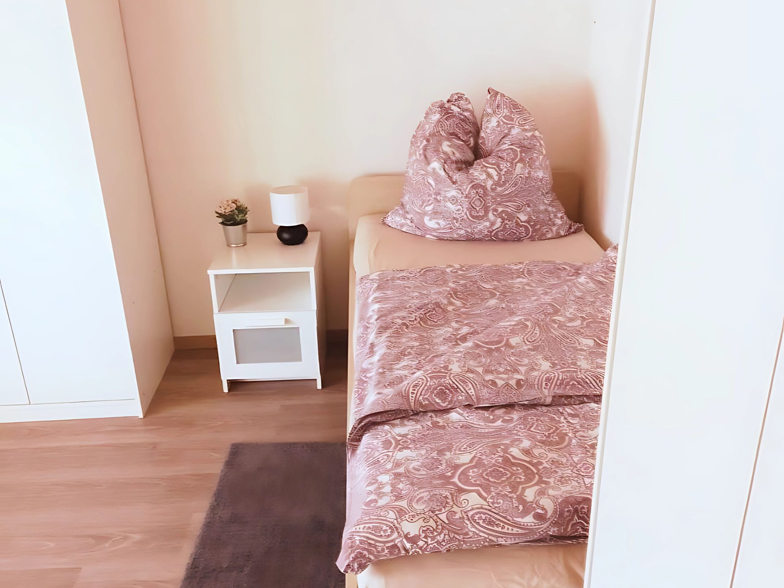 Monteurzimmer Augsburg Schlafraum