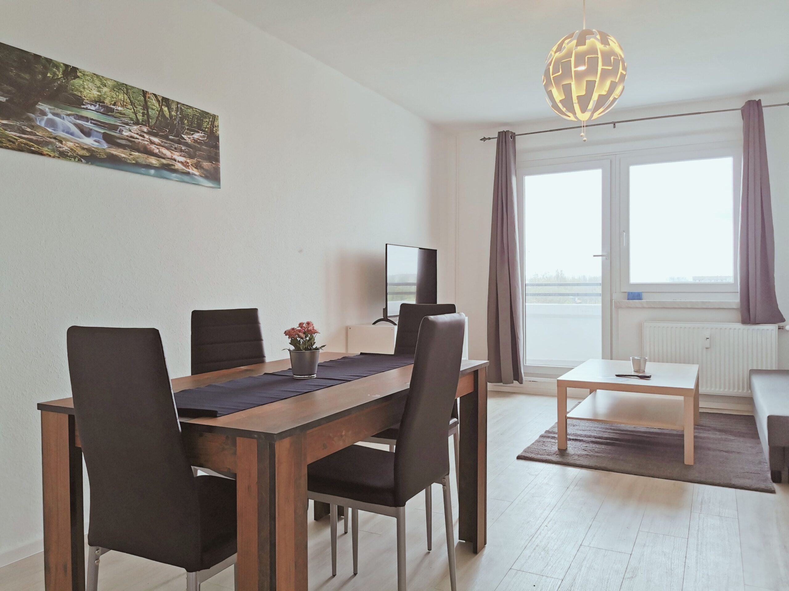 Monteurzimmer Magdeburg Essbereich