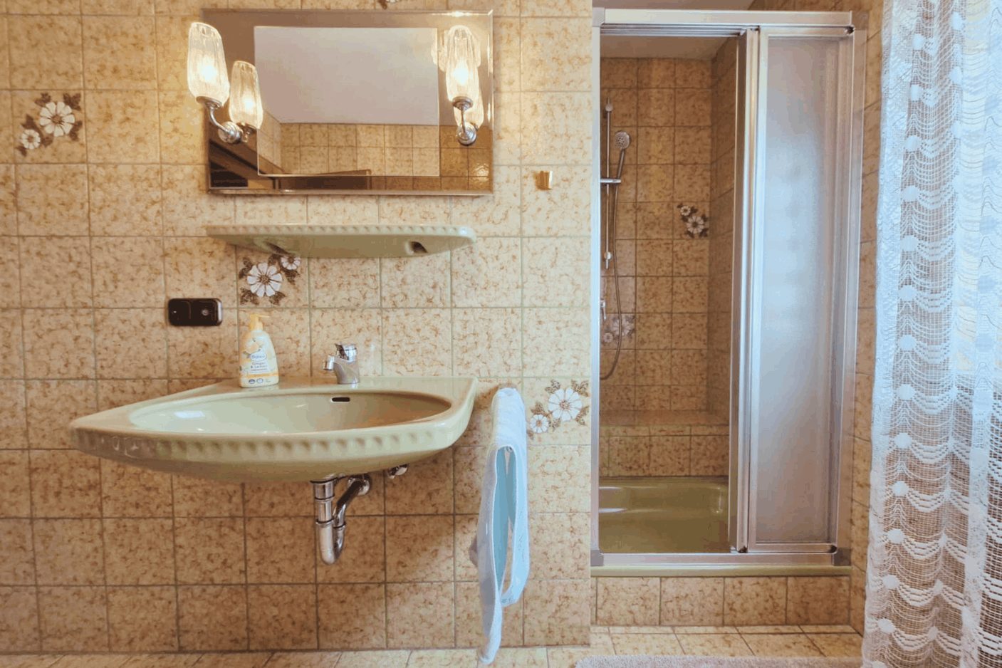 Monteurzimmer Aham Bad